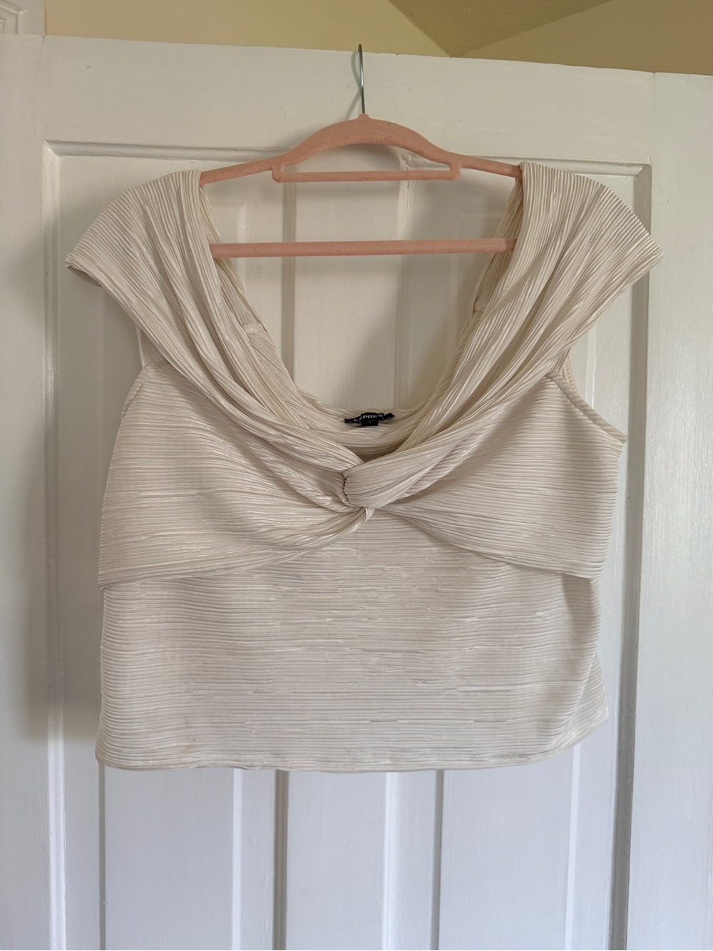 Express Crinkled Twist-Front Women's Top Off Shoulder Ribbed Pleated Blouse